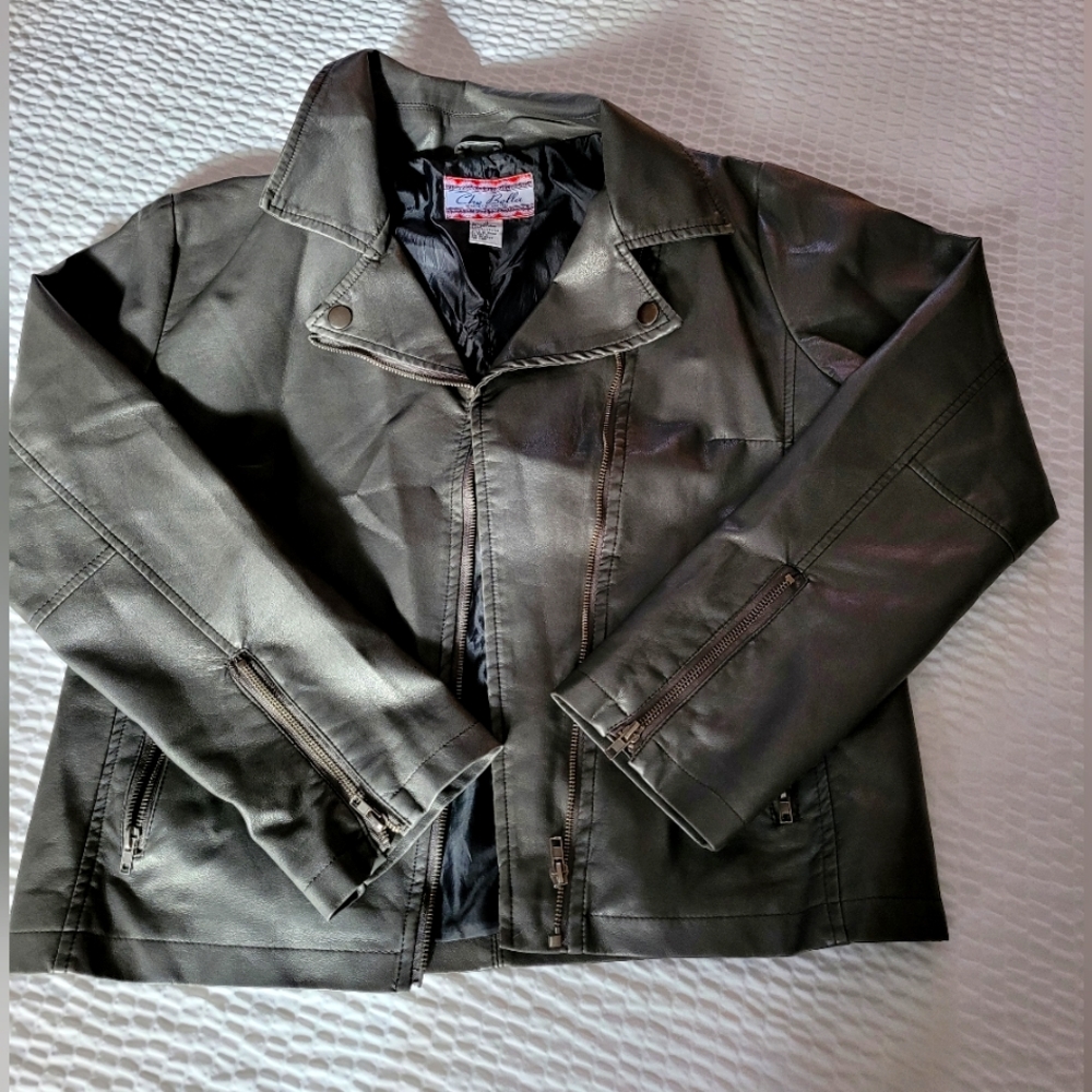 Che Bella  grey faux leather jacket